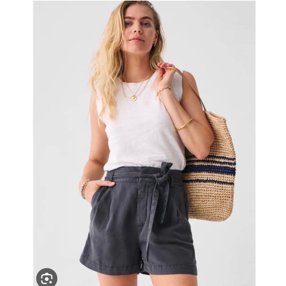 NWT Faherty Arlie Tie Waist Short Medium Faded Black